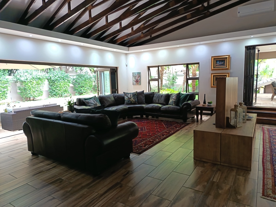 6 Bedroom Property for Sale in Cashan North West